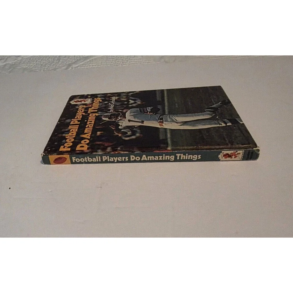 Football Players Do Amazing Things Mel Cebulash 1975 Step Up Books Vtg Hardcover - Picture 4 of 7